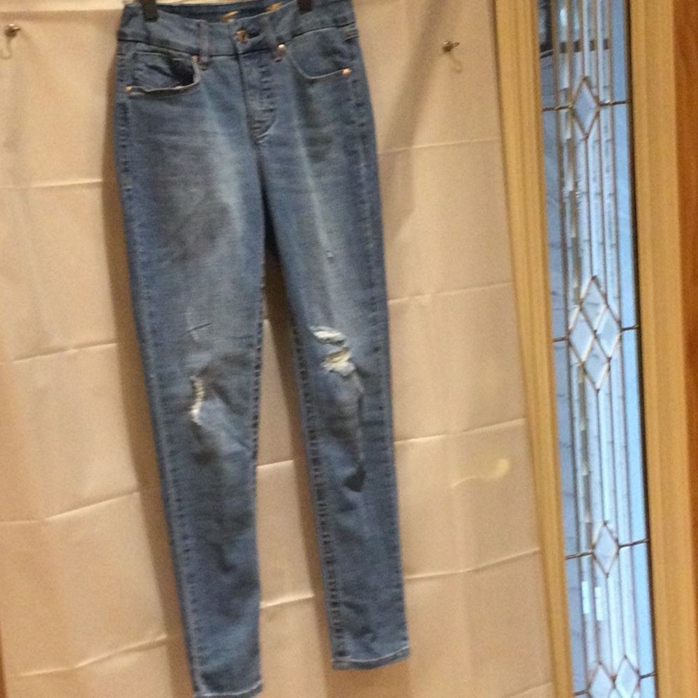 Nwnt Seven7 Distressed Jeans